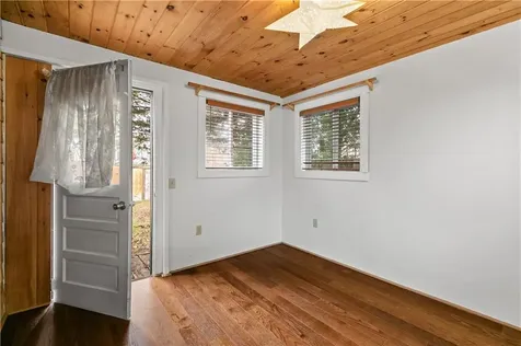 112 King Phillip Street Portsmouth RI 02871