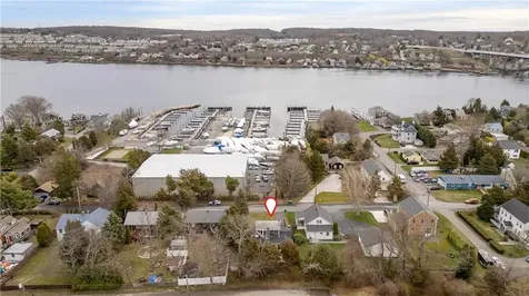 112 King Phillip Street Portsmouth RI 02871