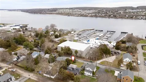112 King Phillip Street Portsmouth RI 02871
