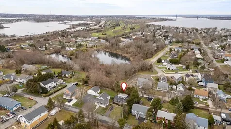 112 King Phillip Street Portsmouth RI 02871