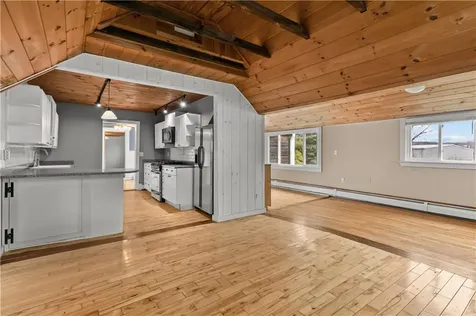 112 King Phillip Street Portsmouth RI 02871