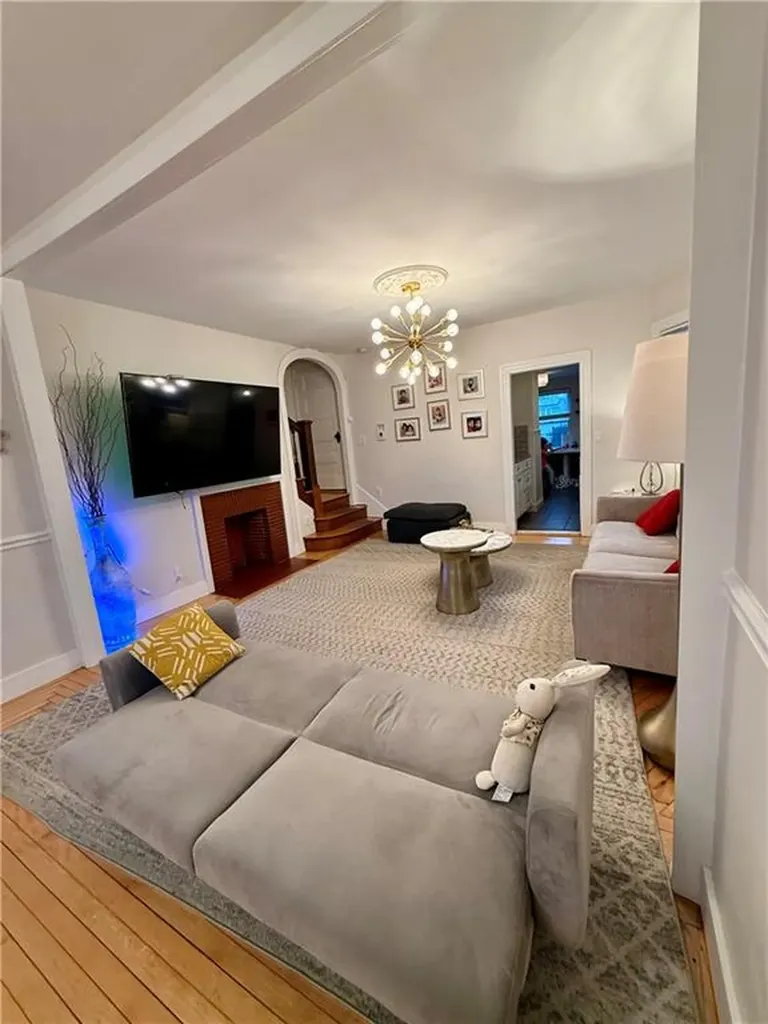 297 Norwood Avenue Cranston RI 02905