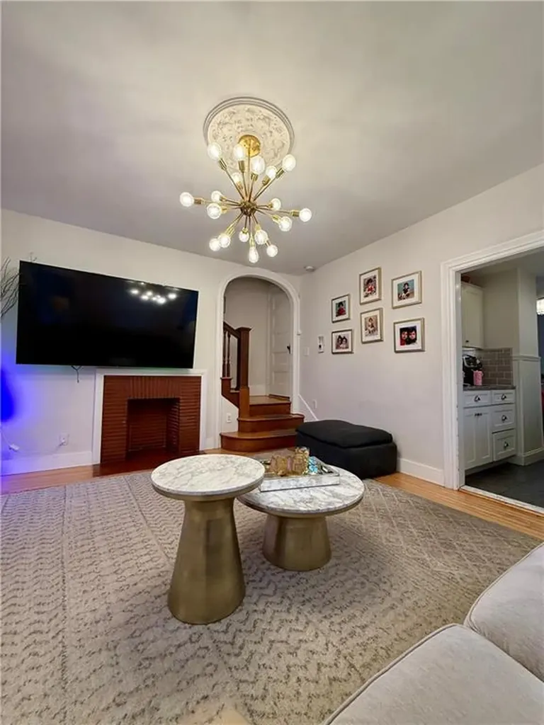 297 Norwood Avenue Cranston RI 02905