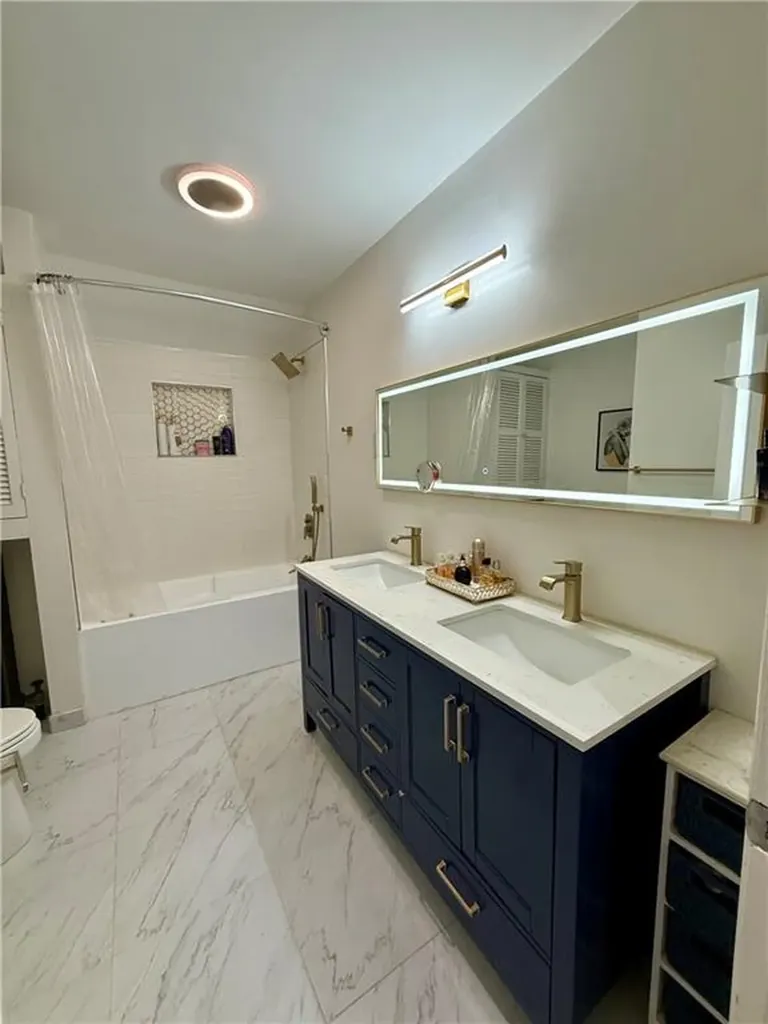 297 Norwood Avenue Cranston RI 02905