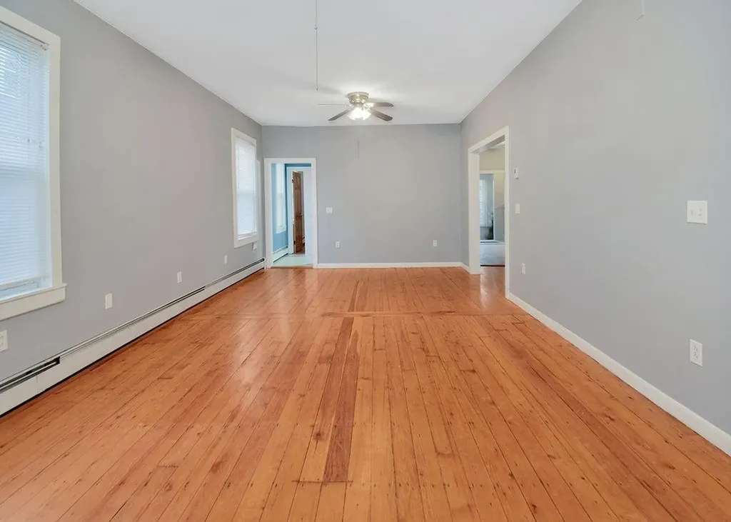 11 Larch Street Providence RI 02906