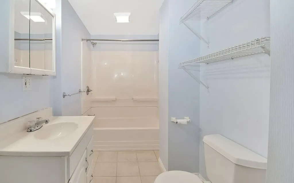 11 Larch Street Providence RI 02906