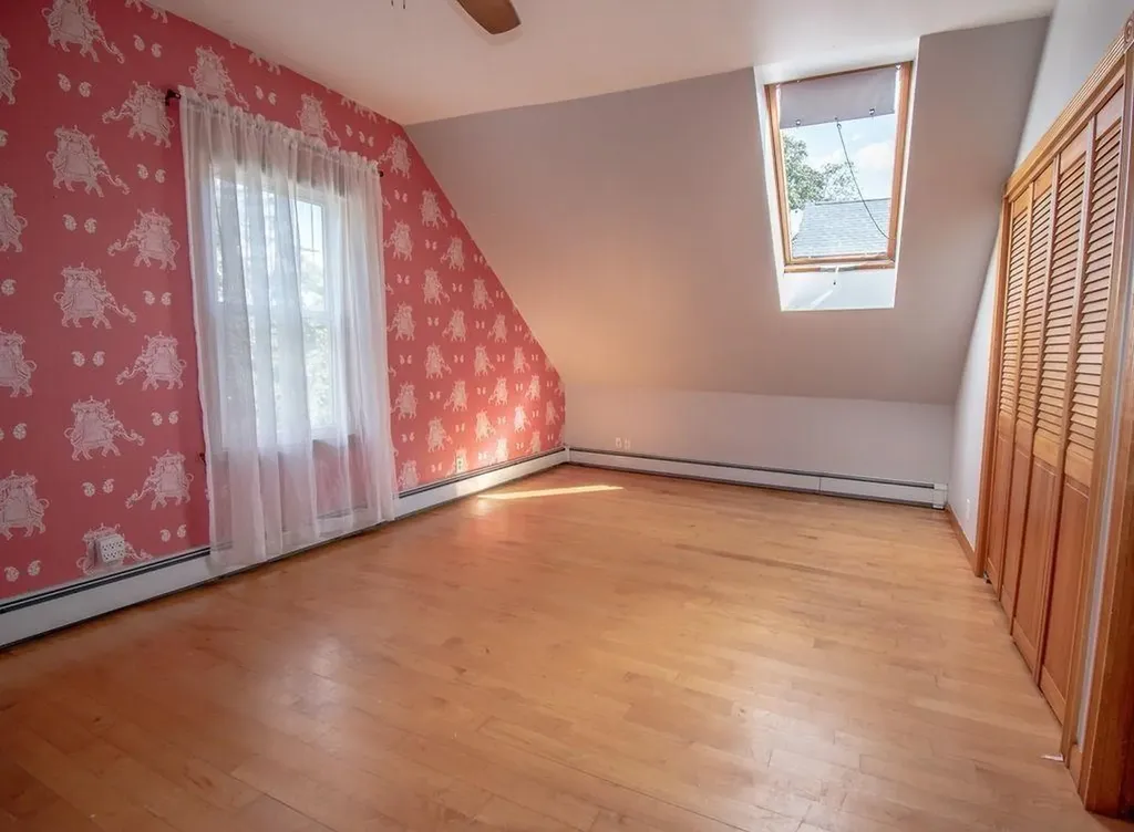 11 Larch Street Providence RI 02906