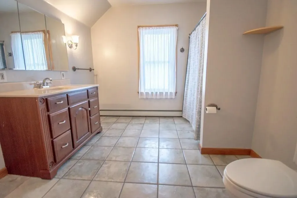 11 Larch Street Providence RI 02906