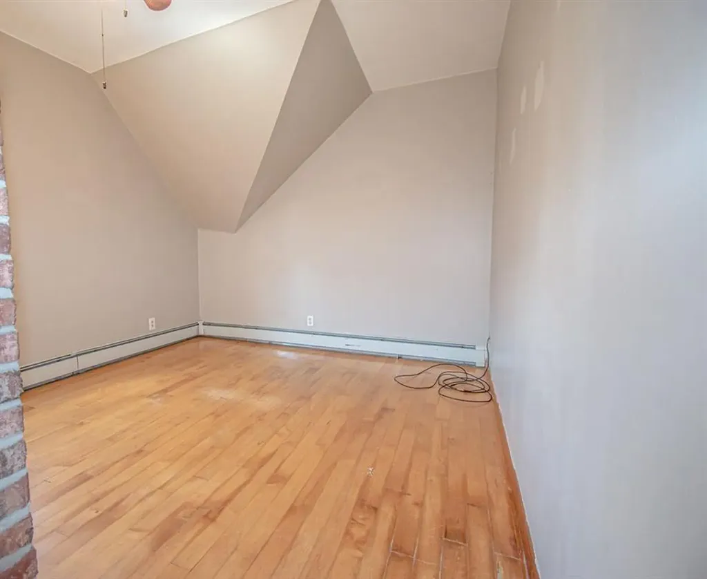 11 Larch Street Providence RI 02906