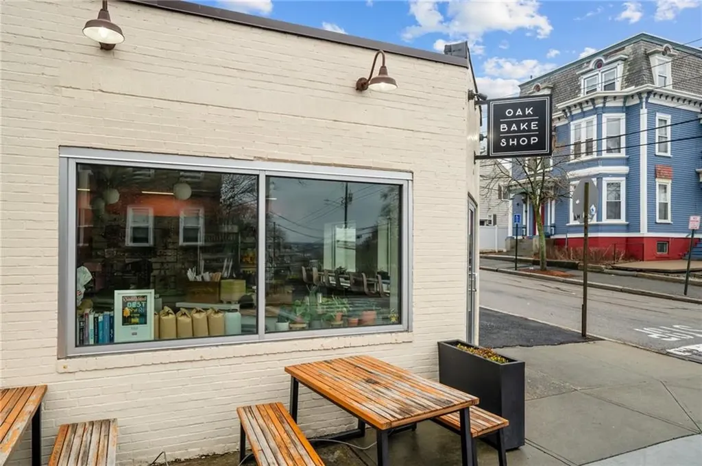 11 Larch Street Providence RI 02906