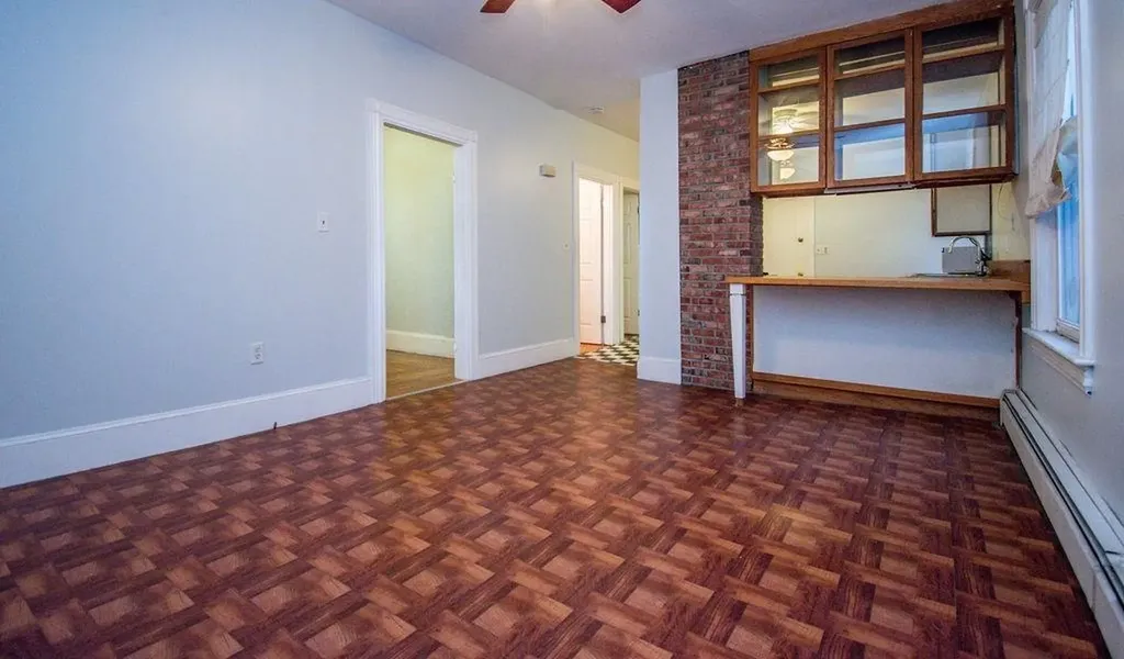 11 Larch Street Providence RI 02906