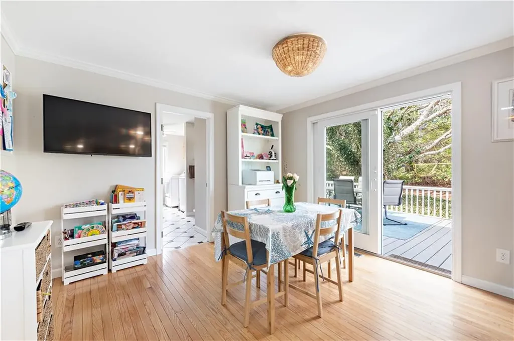 180 Taylor Road Portsmouth RI 02871