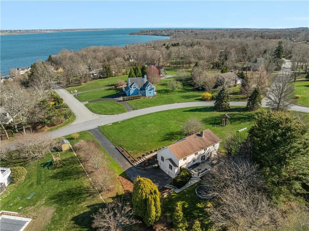180 Taylor Road Portsmouth RI 02871