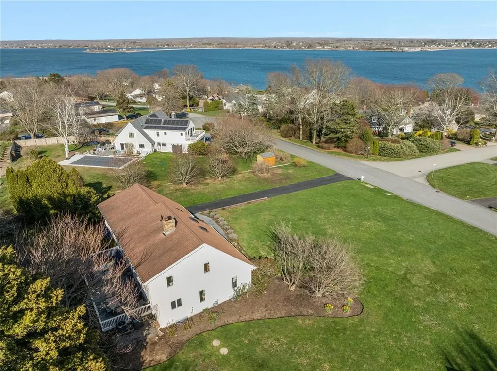 180 Taylor Road Portsmouth RI 02871