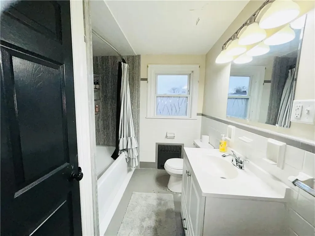 54 Webb Street Providence RI 02908