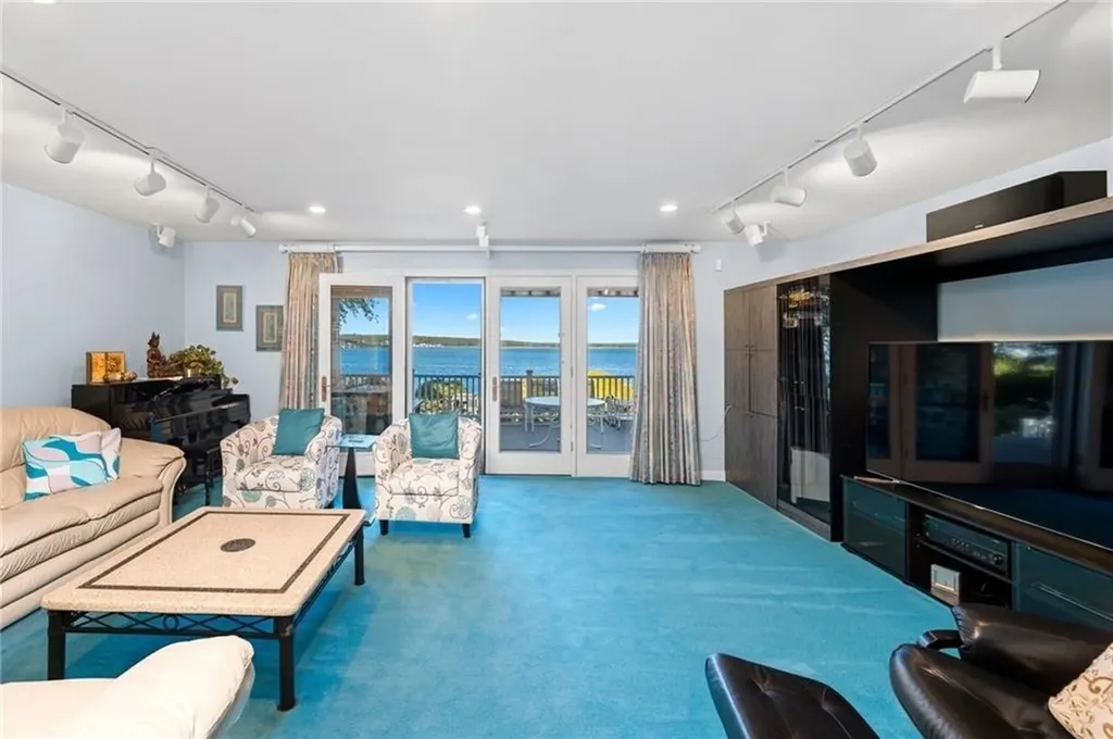 161 Seaside Drive Jamestown RI 02835