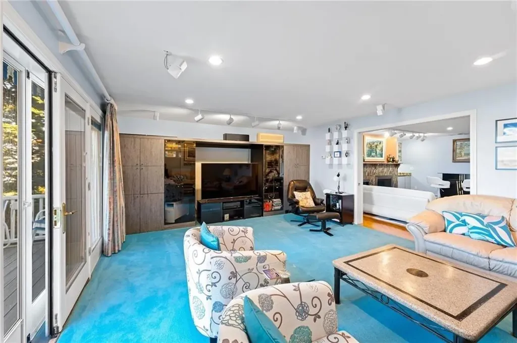 161 Seaside Drive Jamestown RI 02835