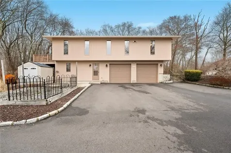 365 Snuff Mill Road North Kingstown RI 02874