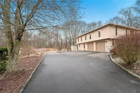 365 Snuff Mill Road North Kingstown RI 02874