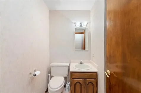 365 Snuff Mill Road North Kingstown RI 02874