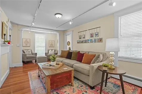 275 Hope Street Bristol RI 02809