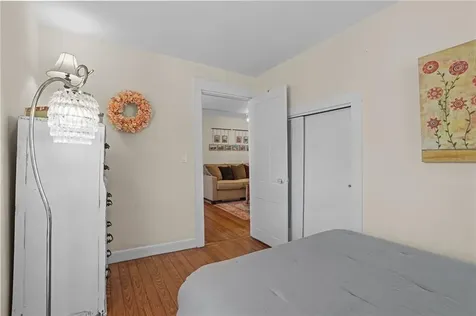 275 Hope Street Bristol RI 02809