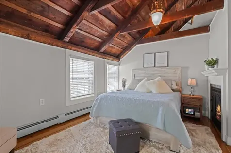 275 Hope Street Bristol RI 02809