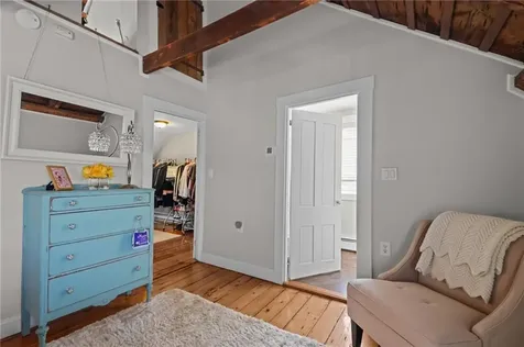 275 Hope Street Bristol RI 02809