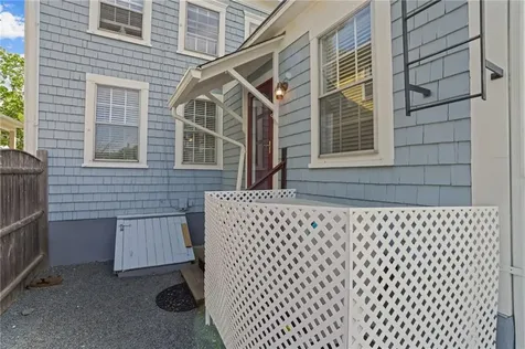 275 Hope Street Bristol RI 02809