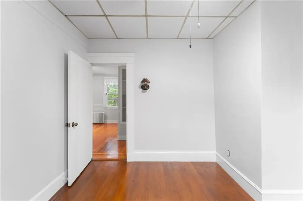 594 Metacom Avenue Bristol RI 02809