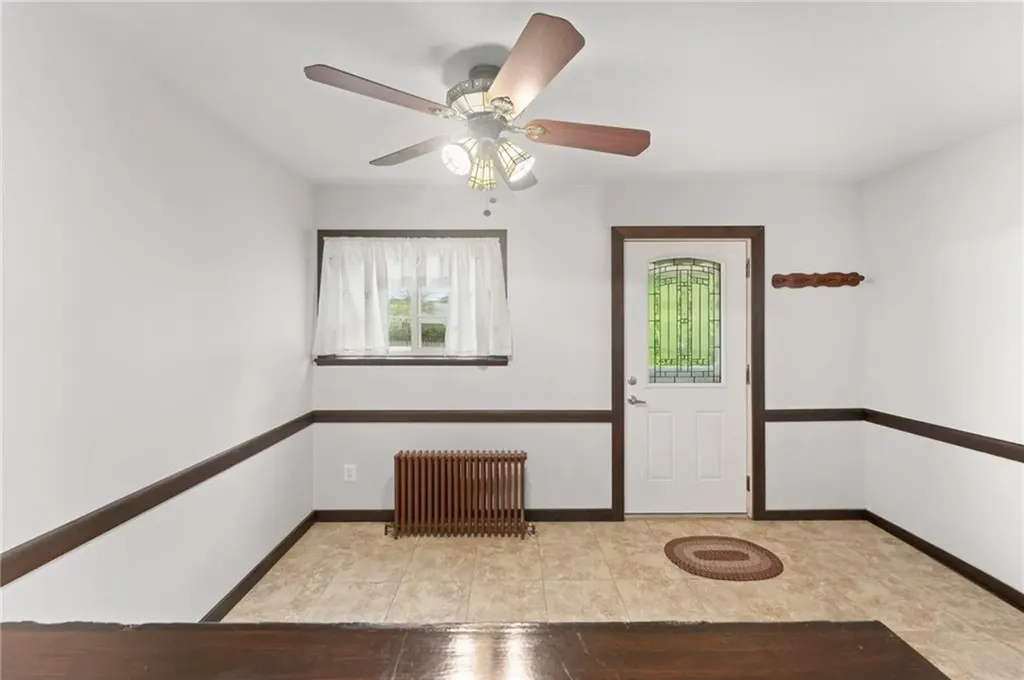 594 Metacom Avenue Bristol RI 02809