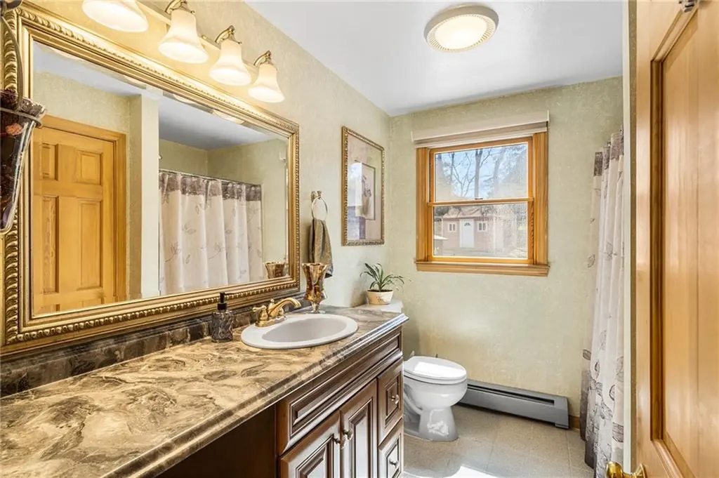 25 Sandy Lane Bristol RI 02809