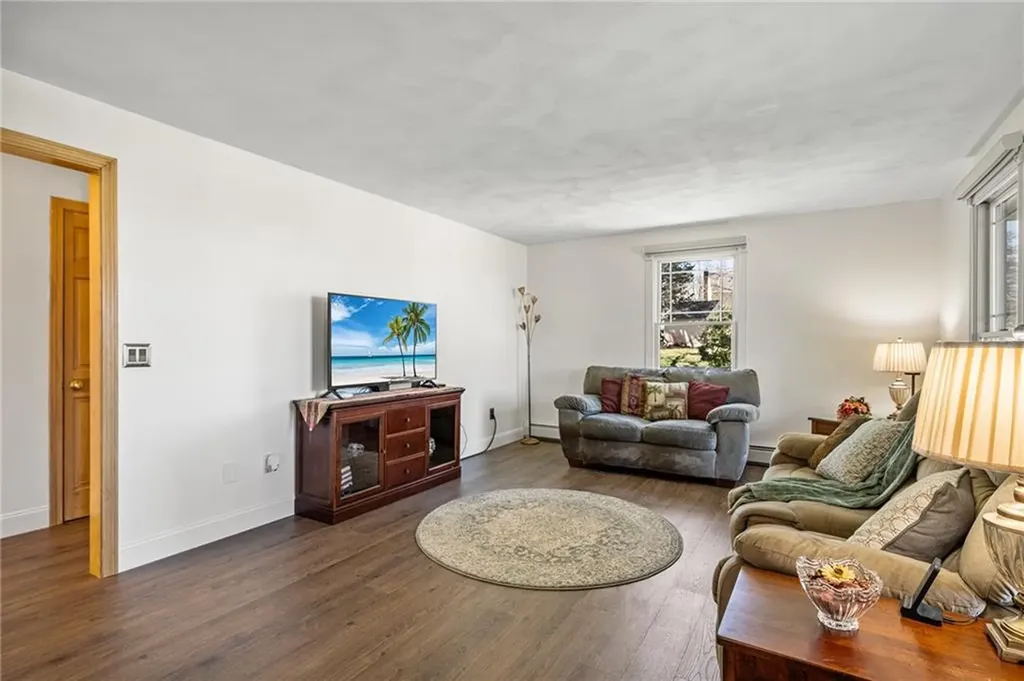 25 Sandy Lane Bristol RI 02809