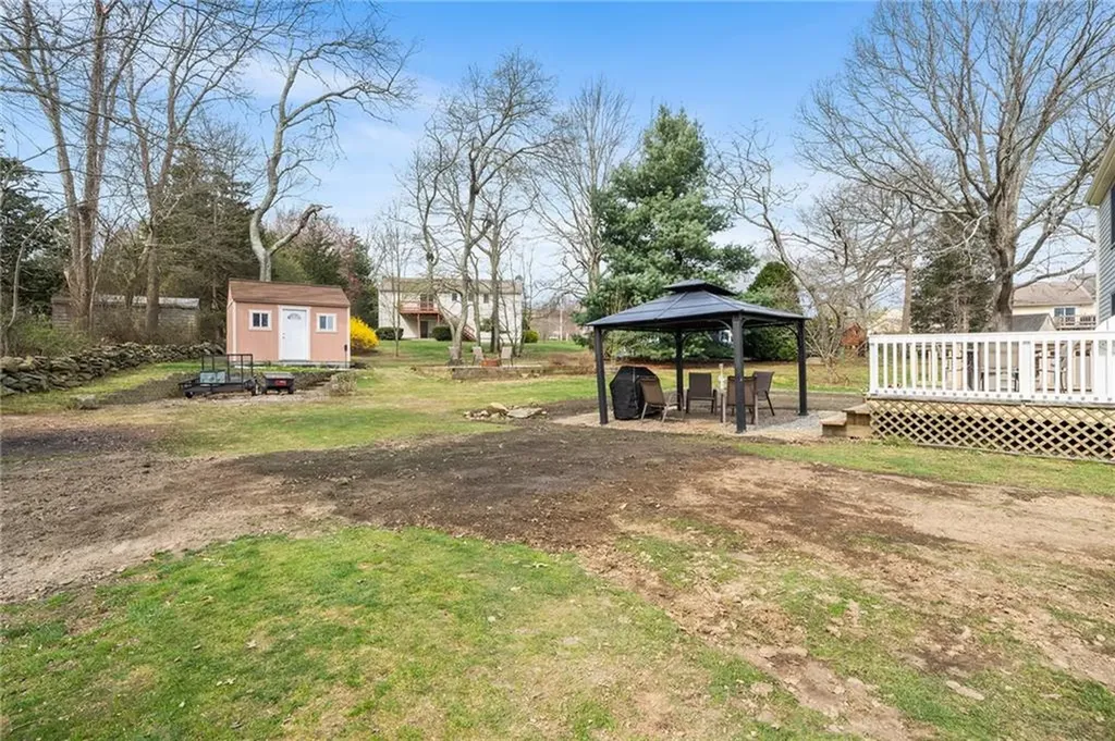 25 Sandy Lane Bristol RI 02809