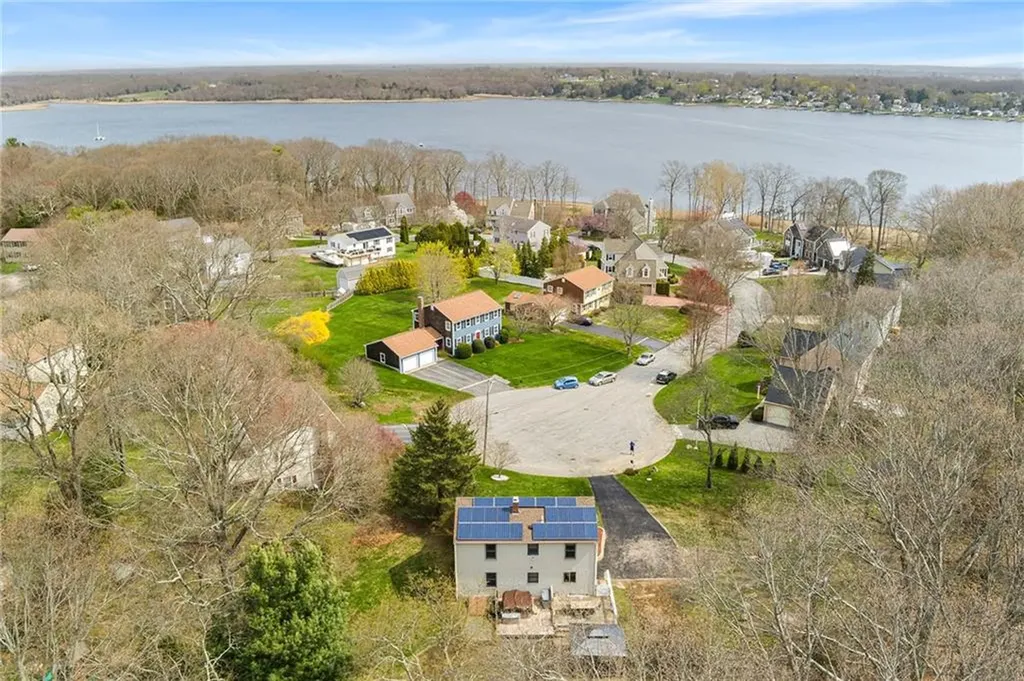 25 Sandy Lane Bristol RI 02809