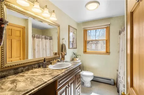 25 Sandy Lane Bristol RI 02809