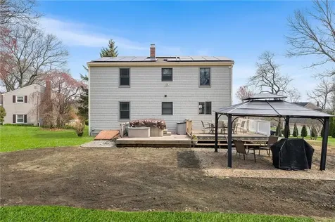 25 Sandy Lane Bristol RI 02809