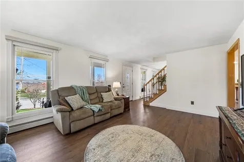 25 Sandy Lane Bristol RI 02809