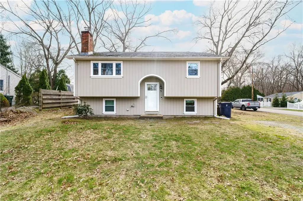 5 Calypso Drive North Kingstown RI 02874