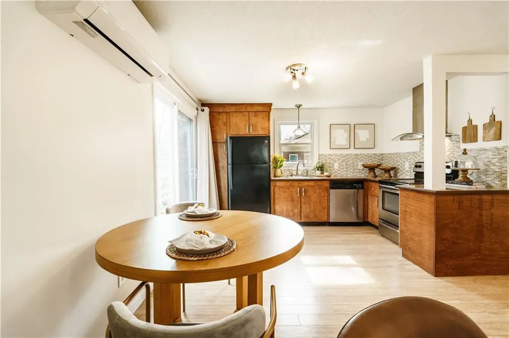 5 Calypso Drive North Kingstown RI 02874