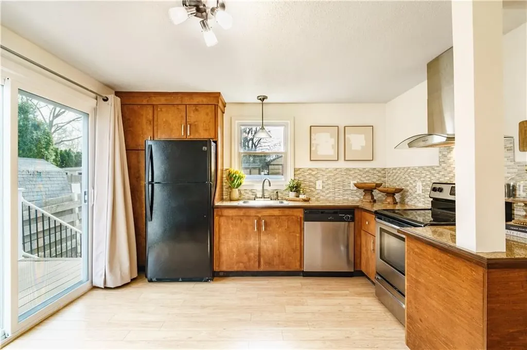 5 Calypso Drive North Kingstown RI 02874