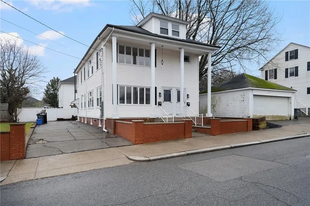 98 De Pinedo Street Providence RI 02904