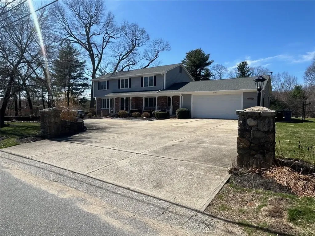 135 Brown Avenue Johnston RI 02919