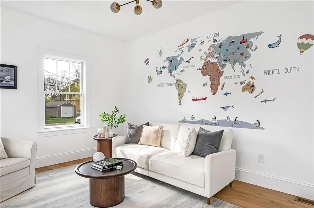 27 Bowden Avenue Barrington RI 02806