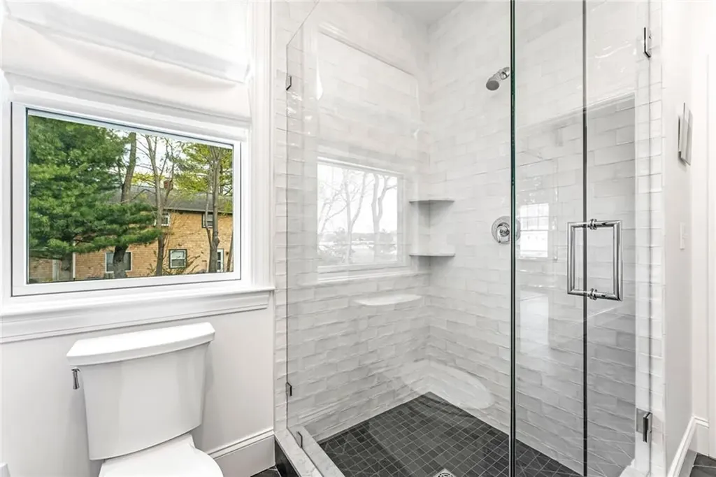 27 Bowden Avenue Barrington RI 02806