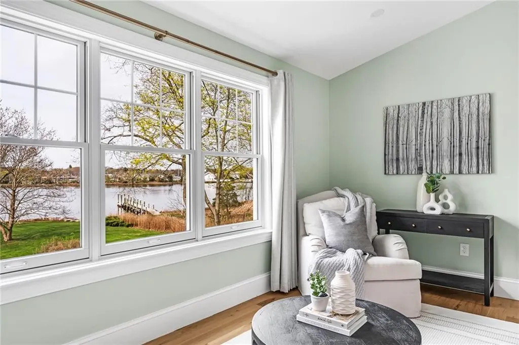 27 Bowden Avenue Barrington RI 02806