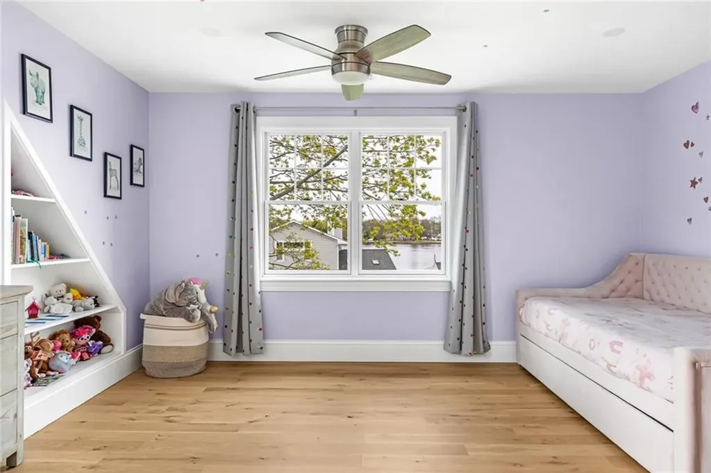 27 Bowden Avenue Barrington RI 02806