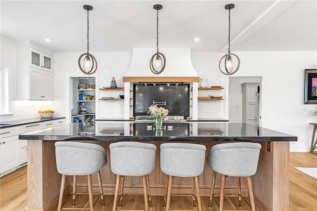 27 Bowden Avenue Barrington RI 02806