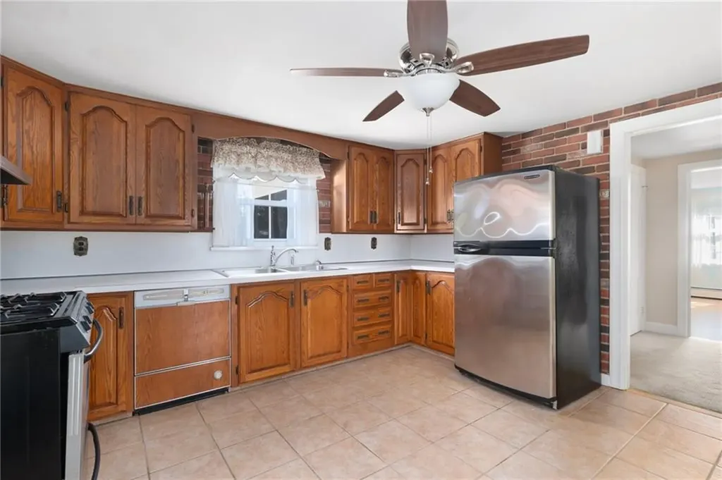 865 Main Avenue Warwick RI 02886