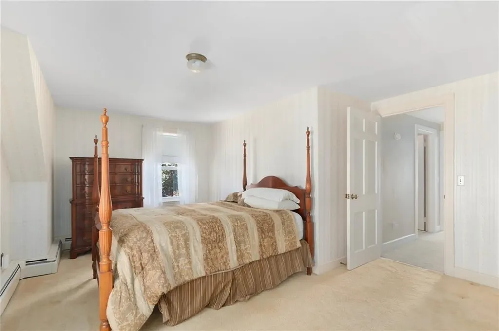 865 Main Avenue Warwick RI 02886